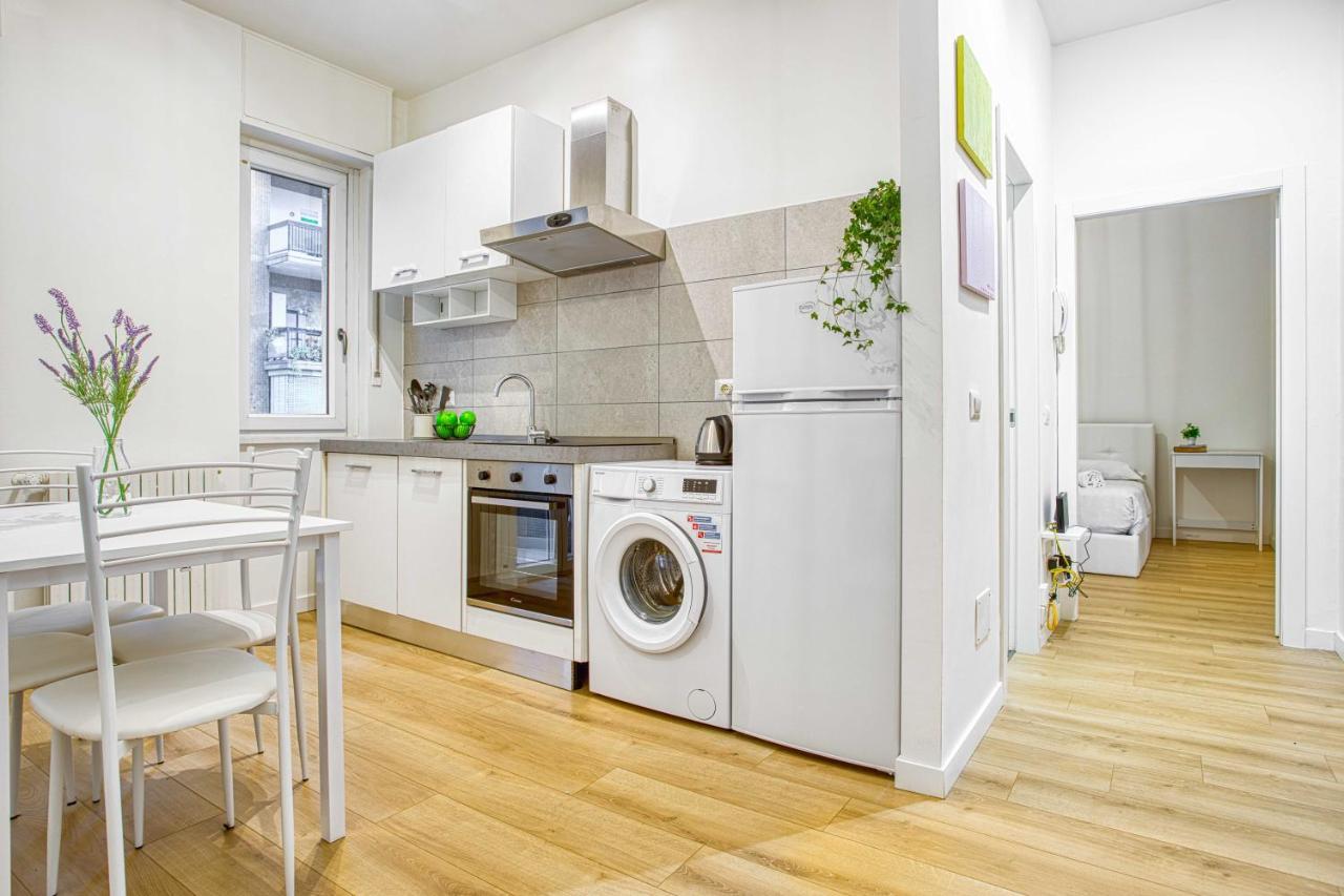 Joivy Warm And Inviting Flat With Balcony Apartment Милано Екстериор снимка